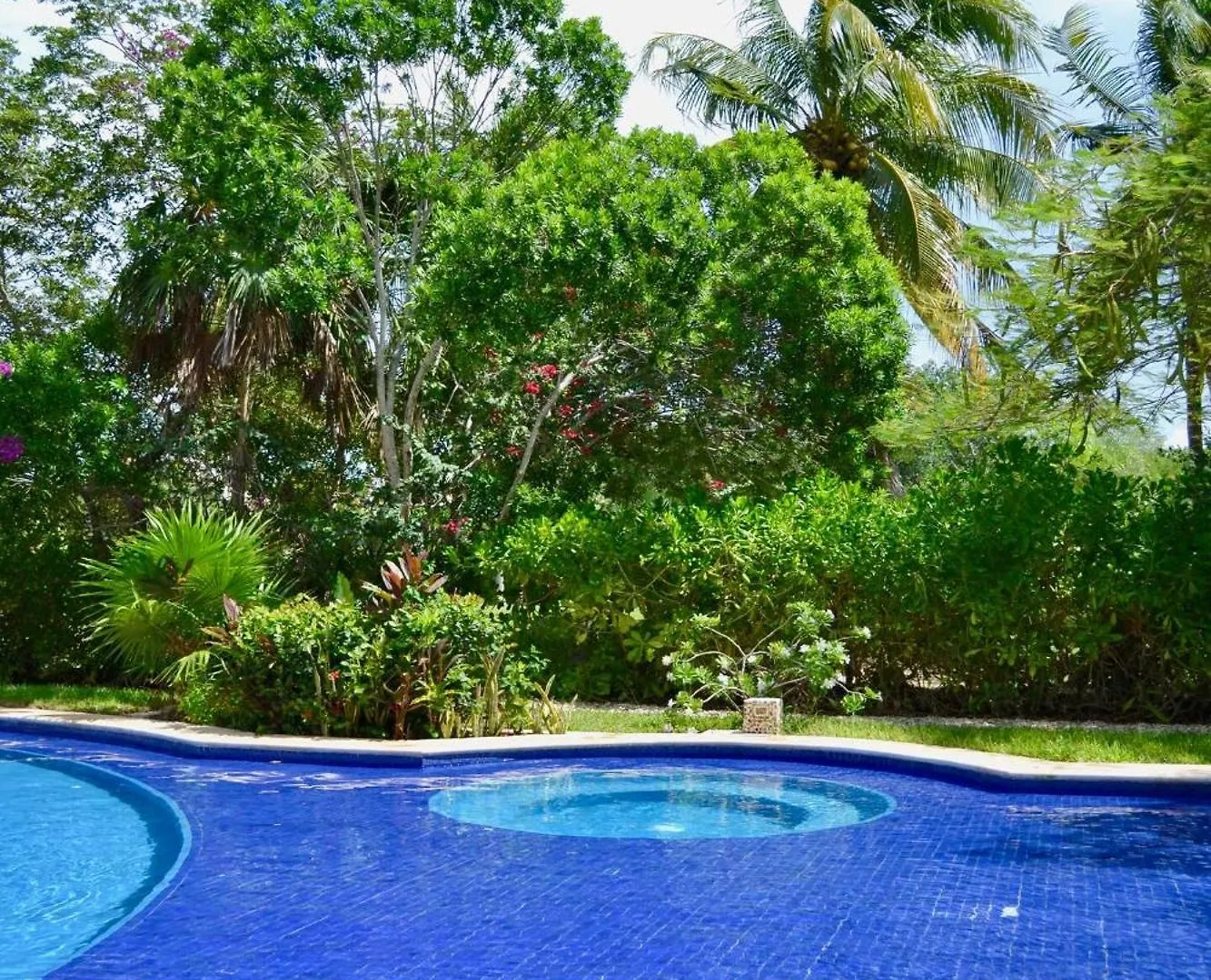 Modern Apartment With Private Terrace And Golf Course View, Free Parking In Puerto Aventuras 0*,
