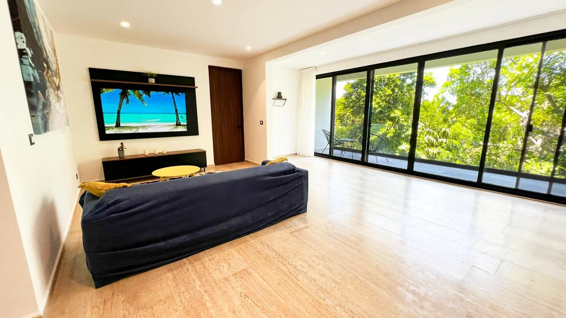 Modern Apartment With Private Terrace And Golf Course View, Free Parking In Puerto Aventuras